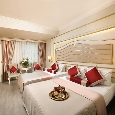 Halifaks Hotel Istanboel