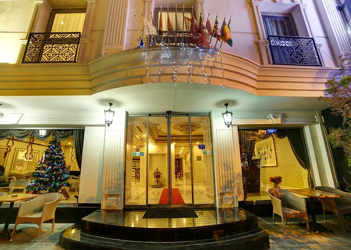 Ξενοδοχείο Halifaks 4*