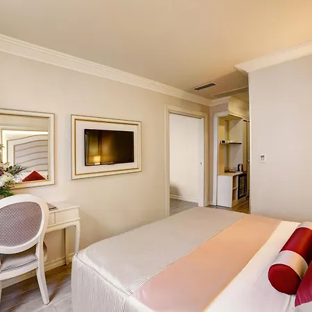 ホテル ハリファックス 4*