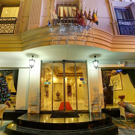 Ξενοδοχείο Halifaks 4*