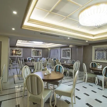 Halifaks Hotel 4*