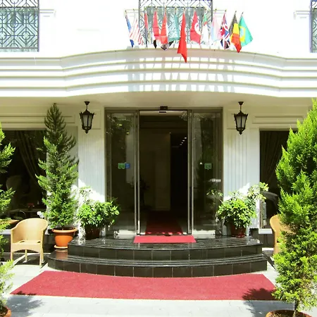 Halifaks Istanbul