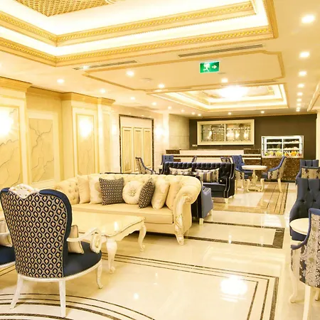 Halifaks Hotel 4*