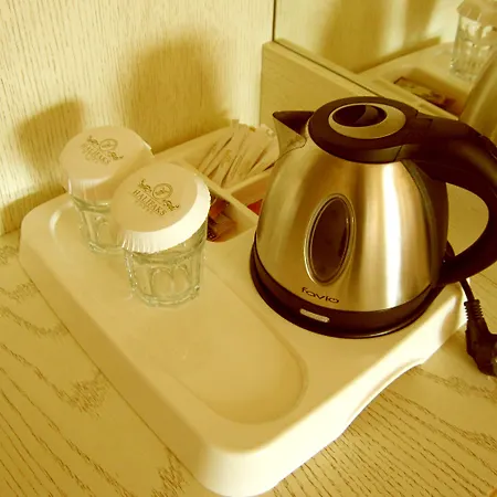 Halifaks Hotel Istanbul