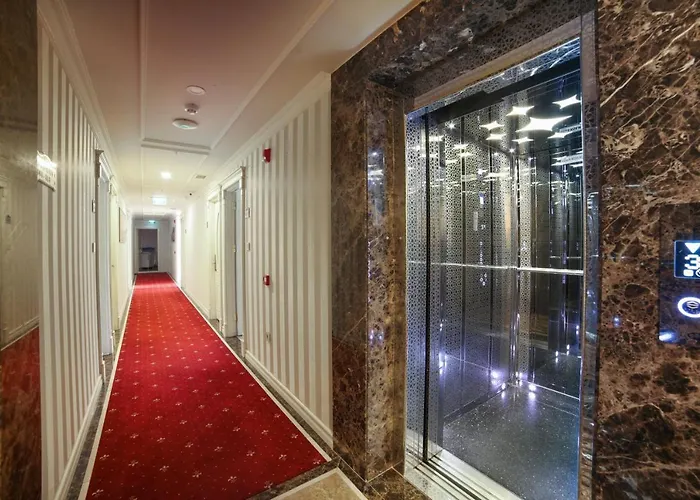 Hotel Halifaks